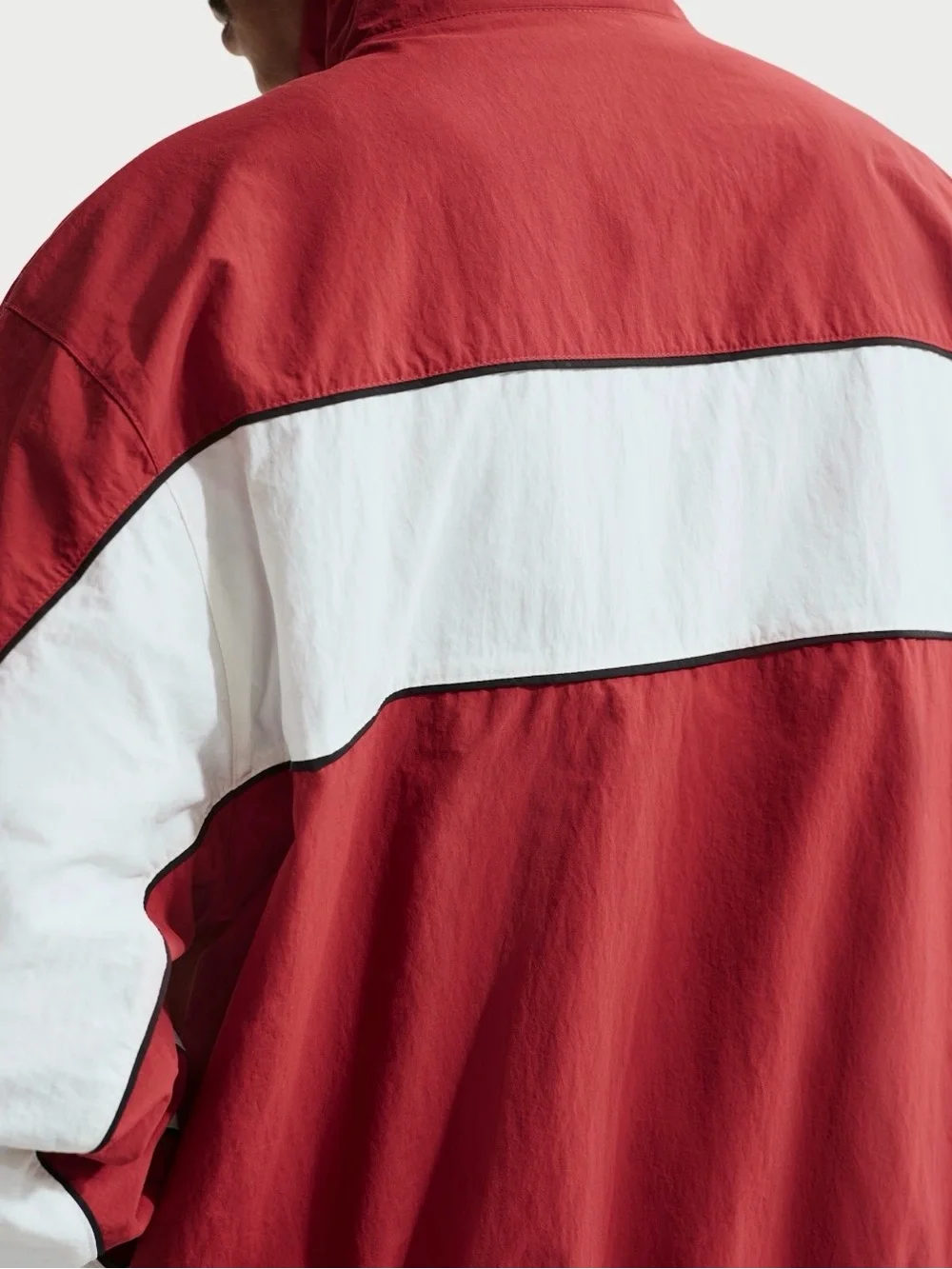 Nike Sportswear Club Lightweight Full-Zip Men’s Jacket in red and white Size M